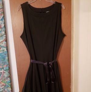 Sleeveless black dress